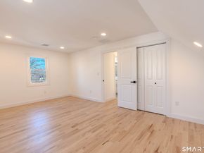 4 Robins Square E, Norwalk CT 06854