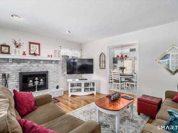 22 Flintlock Drive, Danbury CT 06811