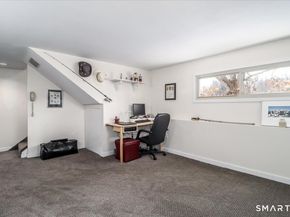 22 Flintlock Drive, Danbury CT 06811