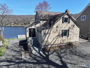 19 Cedar Drive, Danbury CT 06811