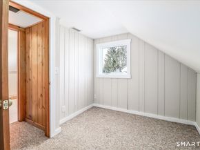 19 Cedar Drive, Danbury CT 06811