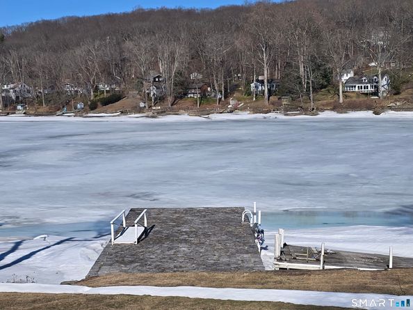 19 Cedar Drive, Danbury CT 06811