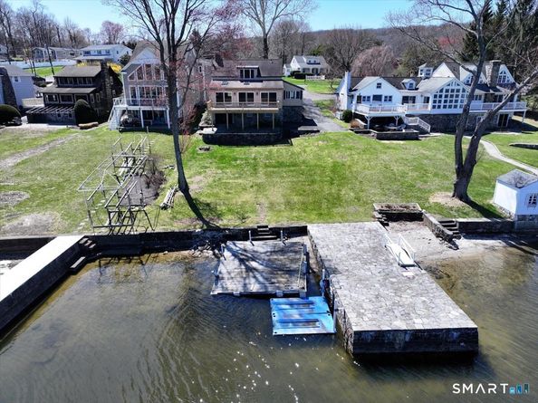 19 Cedar Drive, Danbury CT 06811