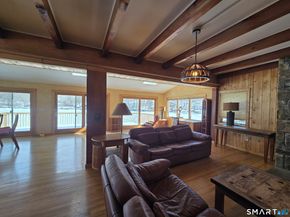 19 Cedar Drive, Danbury CT 06811