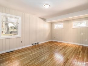 19 Cedar Drive, Danbury CT 06811