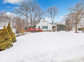 47 Wood Ridge Drive, Stamford CT 06905