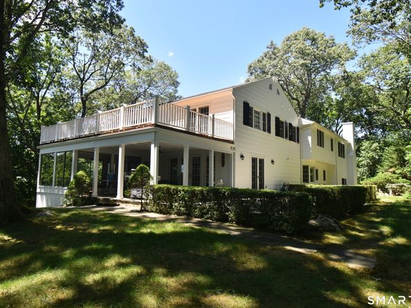 2 Wahackme Lane, New Canaan CT 06840