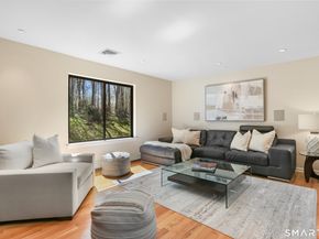 286 Strobel Road, Trumbull CT 06611