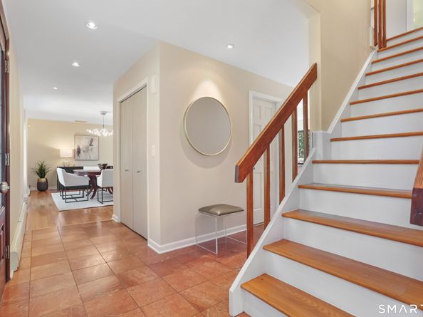 286 Strobel Road, Trumbull CT 06611