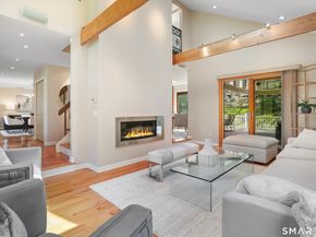 286 Strobel Road, Trumbull CT 06611