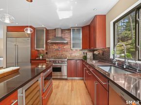 286 Strobel Road, Trumbull CT 06611