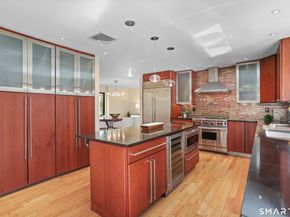 286 Strobel Road, Trumbull CT 06611