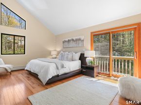 286 Strobel Road, Trumbull CT 06611