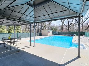622,644 Melville Avenue, Fairfield CT 06825