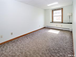 622,644 Melville Avenue, Fairfield CT 06825