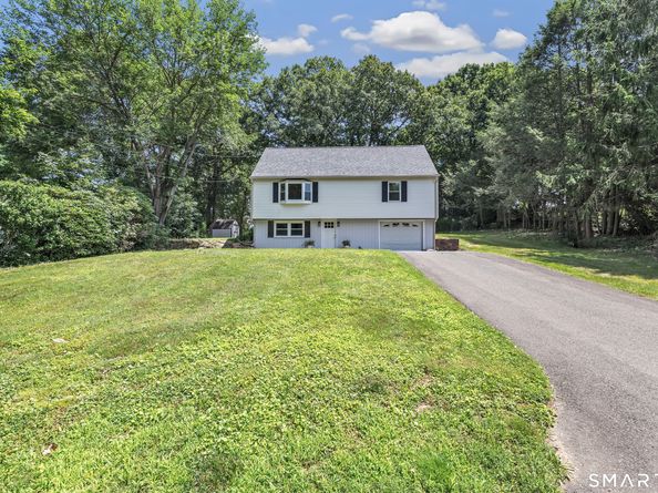 72 Stendahl Drive, Shelton CT 06484
