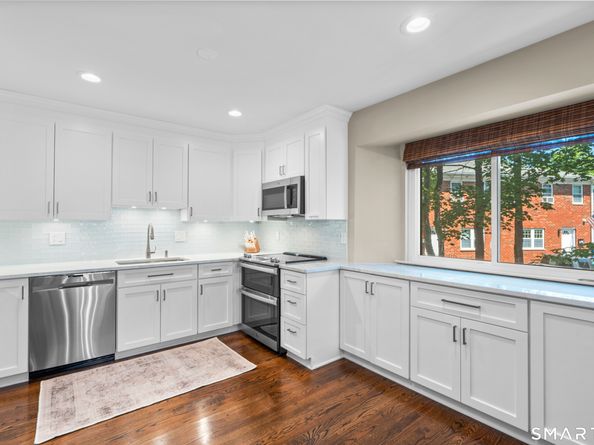 1169 Hope Street C7, Stamford CT 06907