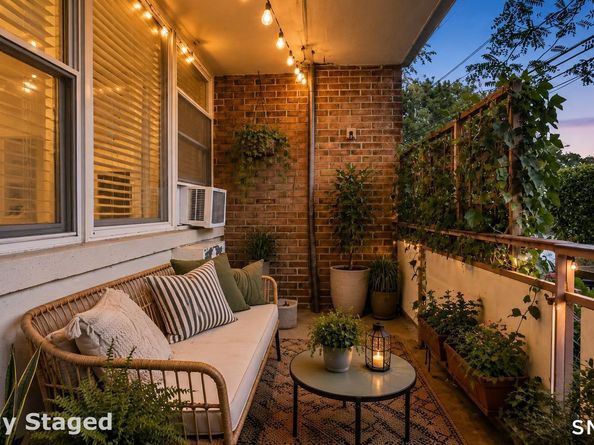 25 Ellsworth Street 6, Bridgeport CT 06605