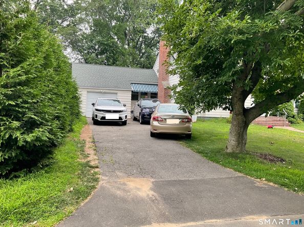 96 Allencrest Drive, Stratford CT 06614