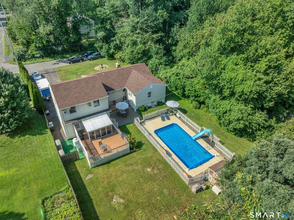36 Clinton Street, Trumbull CT 06611