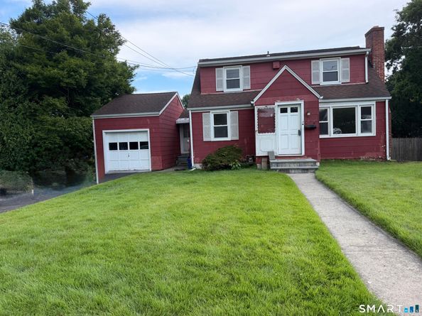 18 Chatham Drive, Norwalk CT 06854