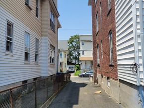 31-33-35 Taft Avenue, Bridgeport CT 06606