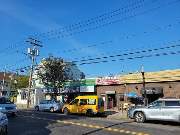 31-33-35 Taft Avenue, Bridgeport CT 06606