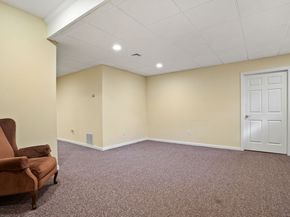 1 Village Drive 1, Trumbull CT 06611