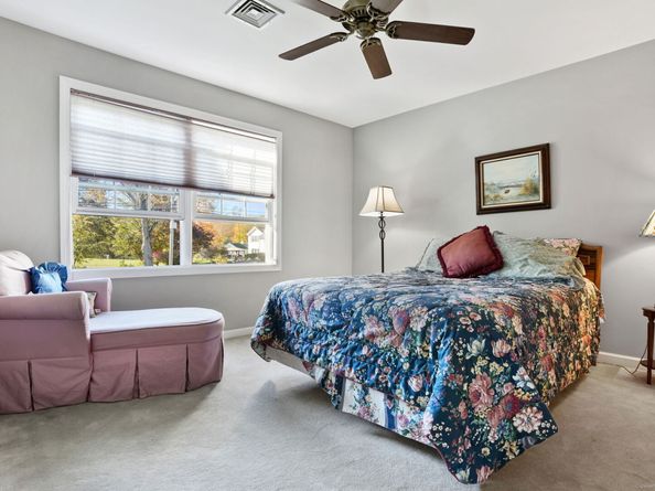 1 Village Drive 1, Trumbull CT 06611