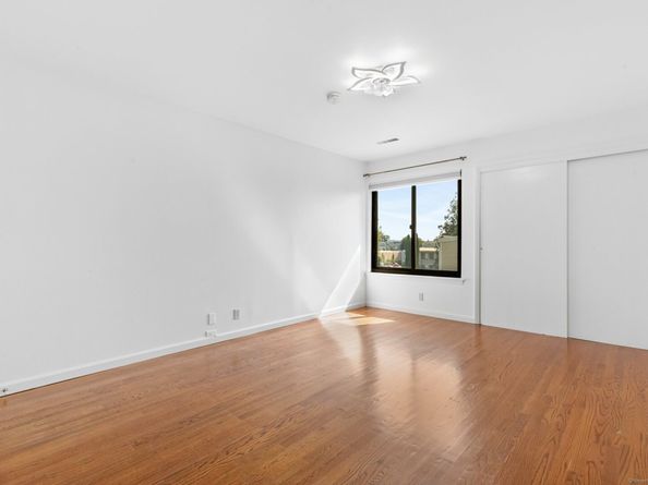 3 Stebbins Close 3, Ridgefield CT 06877
