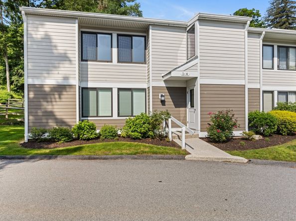 3 Stebbins Close 3, Ridgefield CT 06877