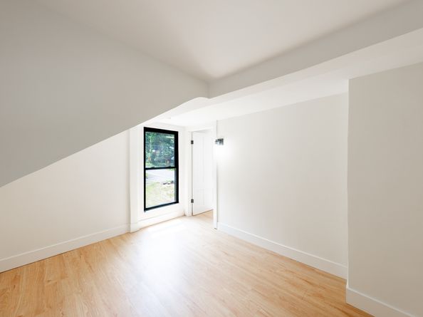 219 Redding Road, Redding CT 06896