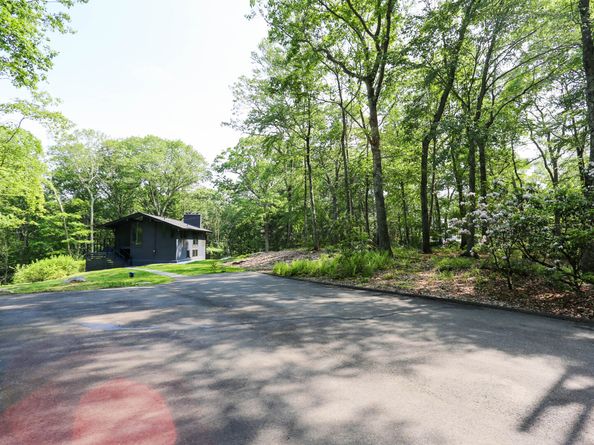 7 Hillcrest Lane, Weston CT 06883
