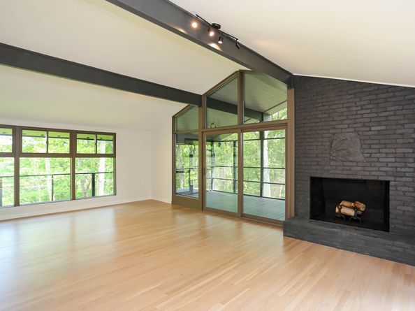 7 Hillcrest Lane, Weston CT 06883