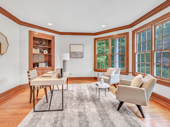 4 Lyons Plain Road, Weston CT 06883