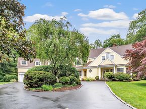 4 Lyons Plain Road, Weston CT 06883