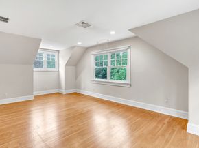 4 Lyons Plain Road, Weston CT 06883