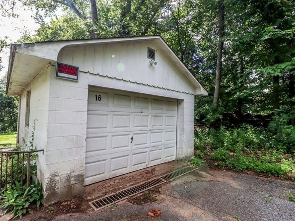 16 Oak Street, New Fairfield CT 06812