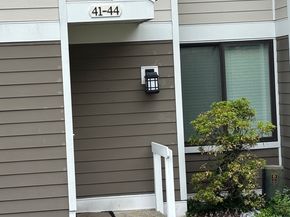 42 Lawson Lane 42, Ridgefield CT 06877
