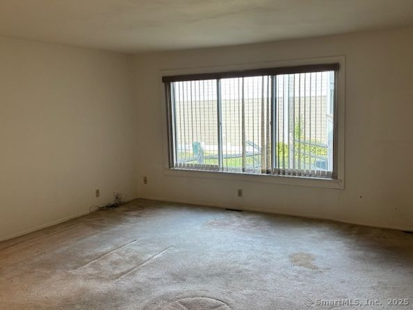 42 Lawson Lane 42, Ridgefield CT 06877
