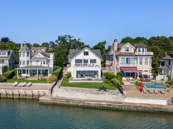 22 Ocean Drive N