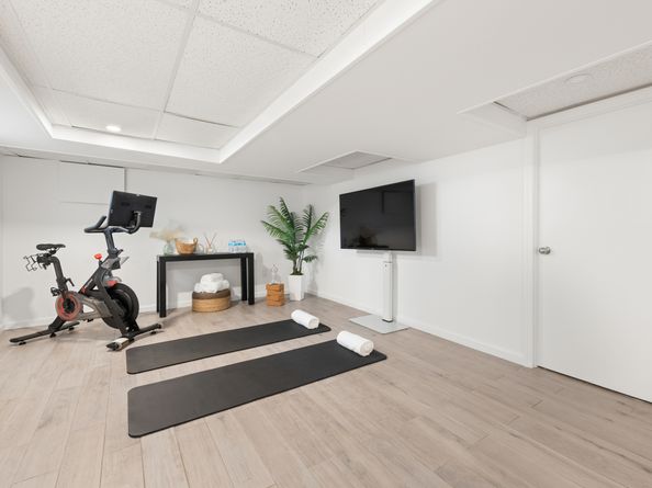 22 Ocean Drive N, Stamford CT 06902