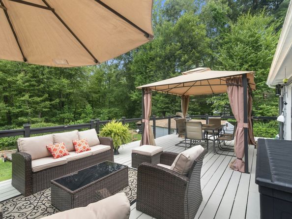 40 Winthrop Place, Monroe CT 06468