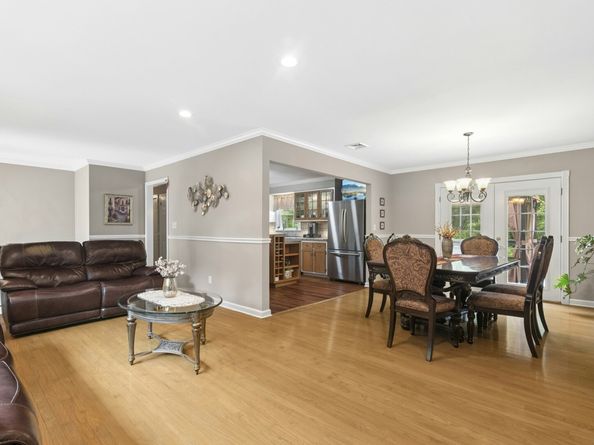 40 Winthrop Place, Monroe CT 06468