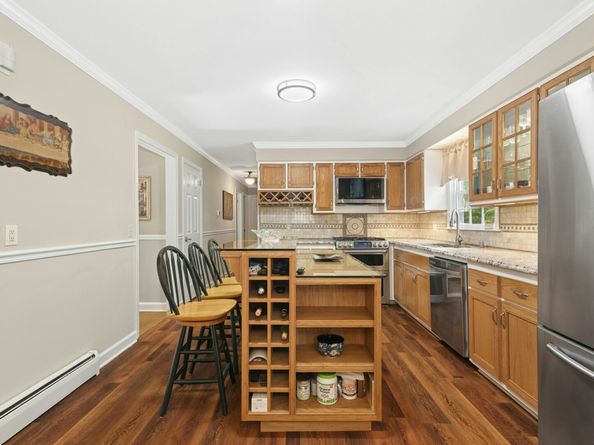 40 Winthrop Place, Monroe CT 06468