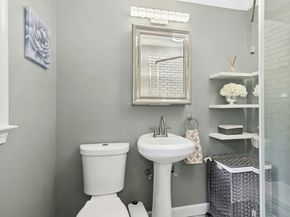 40 Winthrop Place, Monroe CT 06468