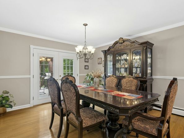 40 Winthrop Place, Monroe CT 06468