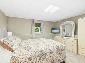 40 Winthrop Place, Monroe CT 06468