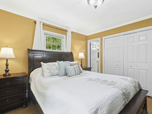 40 Winthrop Place, Monroe CT 06468