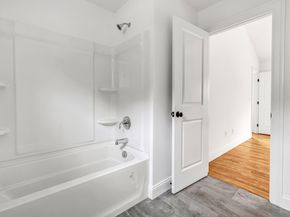 5 Windward Way 5, Shelton CT 06484